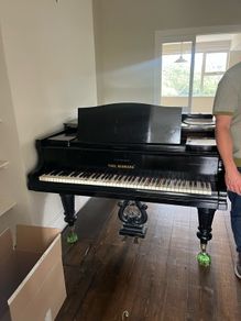 Grand Piano Paul Neumann