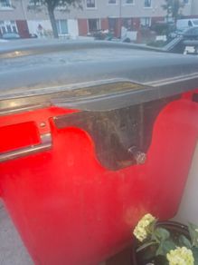 Large bins