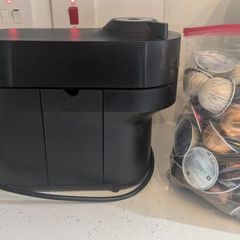 Nespresso Vertuo Coffee machine and capsules