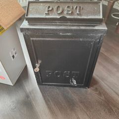 Post box