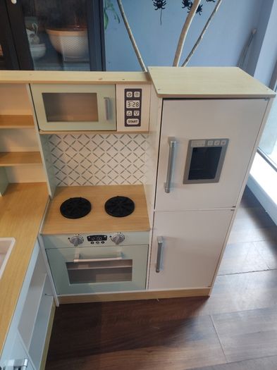 Kids wooden kitchen