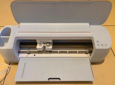 Cricut Maker 3 - bundle 2026 model
