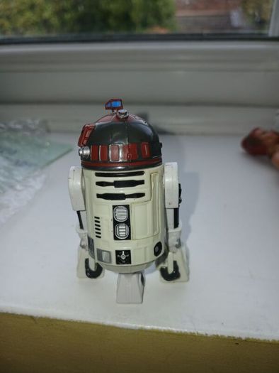 Star Wars 3.75" R2-T7 Astromech Droid