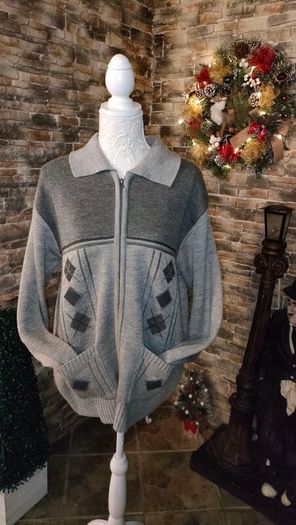 Guv'nors vintage style cardigan Size large Great condition Very retro