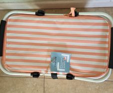 Foldable picnic basket