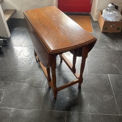 Folding wooden table