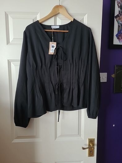 Black Gallery blouse