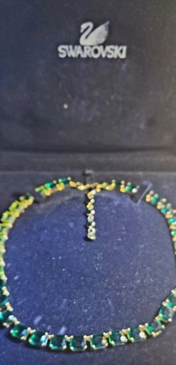 swarovski emerald green necklace