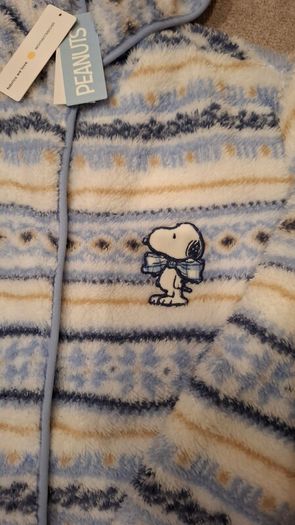 Peanuts Snoopy Fleecy Short Robe