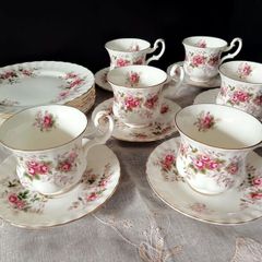 Royal Albert Lavender Rose Coffee Cups Trios  18 pcs
