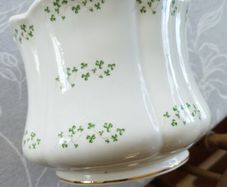 Royal Tara flower pot