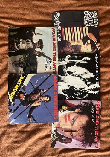 1000 Vinyl   7 inch singles collection