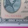 Irish 1976 Lady Lavery One pound banknote in uncirculated condition Image 2