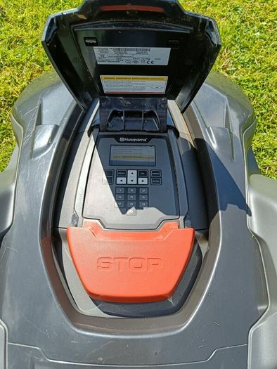 Husqvarna robot mower AM450X