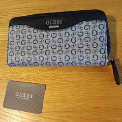 Guess Brand Ladies Purse / Wallet.