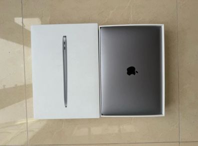 Macbook Air 13-inch