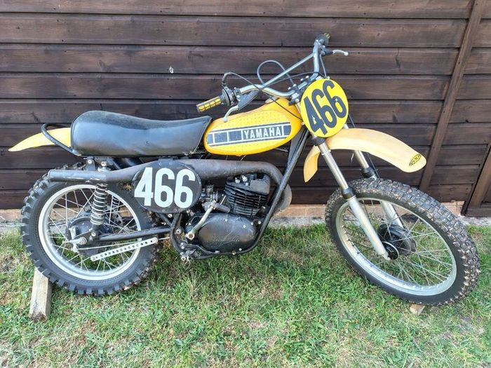 YAMAHA 1973 RT1 250 frame and spares