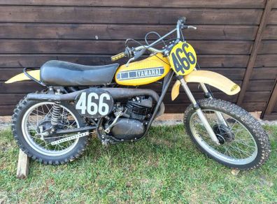 YAMAHA 1973 RT1 250 frame and spares
