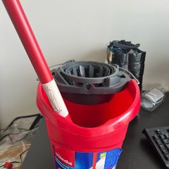 Vileda Mop and Bucket(No mop head included)