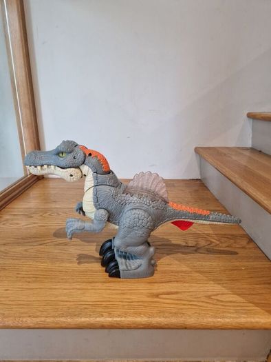 Fisher-Price Imaginext Jurassic World Ultra Snap Spinosaurus