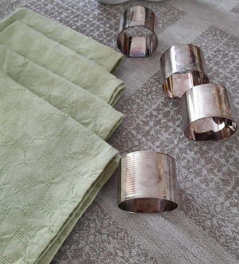 Silver plated Brass napkin rings, 4 pcs set