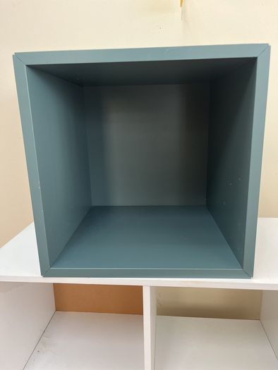 2 Eket units with wall hanging adaptors.