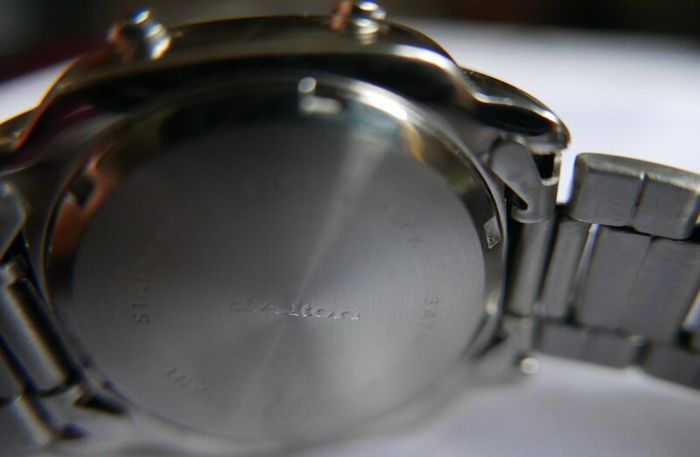 D'Alton Digital Wristwatch - Metal Bracelet and Water Resistance - fresh battery