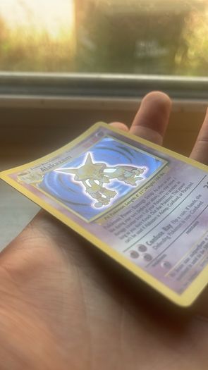 Alkazam Base Set Pokemon Card