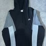 nike tracksuit Image 2