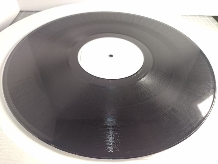 Junk Project - Beats Bring's Silence + CONTROL! - Universal Prime Breaks - Late 90s GERMAN Trance BELTER! Double A-SIDE!!