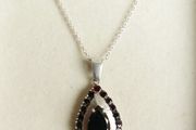 Vintage  Natural Garnet and Sterling Silver 925 Pendant , Necklace length 10" - 8,4g
