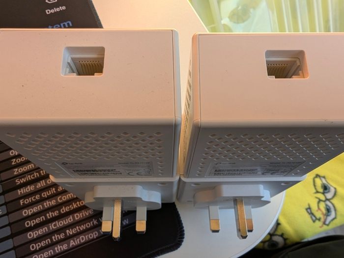TP Link AV1000 Gigabit Passthrough Powerline Adapter