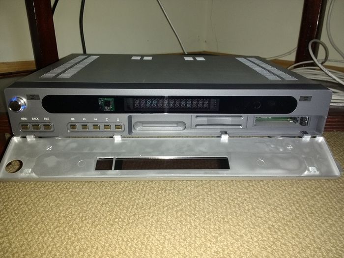 Linux Satellite receiver - Relook 400S, Twin tuner DVB-S PVR