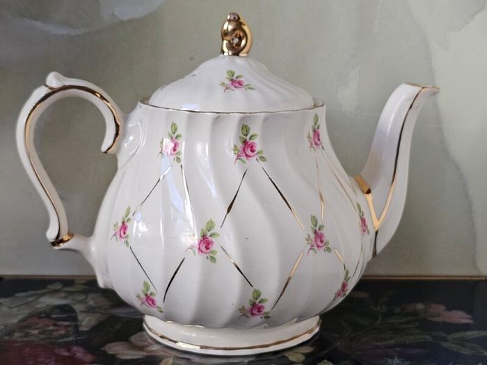 SADLER Large  Teapot