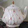 SADLER Large  Teapot Image 4