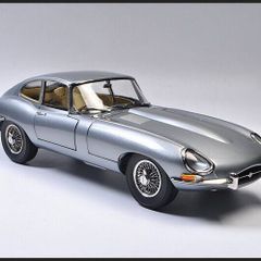 Jaguar E-Type Coupe 1961 Kyosho New In Box 1/18