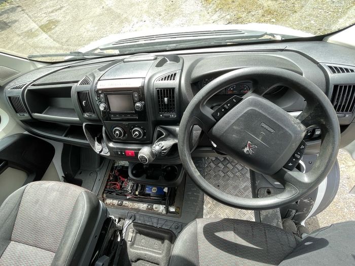 2017 PEUGEOT BOXER  Breaking for Parts