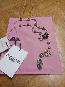 Beautiful Necklace " New with tags"