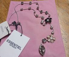 Beautiful Necklace " New with tags"