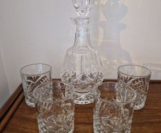 Glass Decanter and 4 glasses
