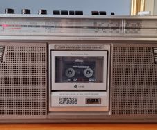 Sharp GF-6060 HB, Vintage 1979 boombox, in good working order.