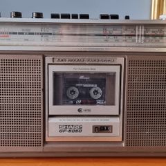Sharp GF-6060 HB, Vintage 1979 boombox, in good working order.