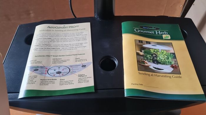 AeroGarden 7 pod