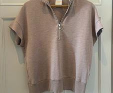 Varley short sleeve quarter zip top size XS
