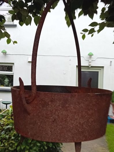 Cast Iron Pot