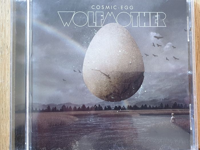 Wolfmother. Cosmic egg
