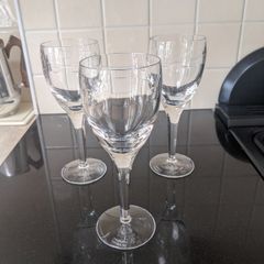 John Rocha Geo White Wine Glasses.