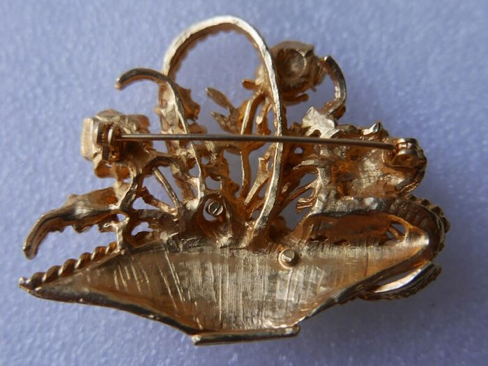 Vintage Floral Basket Brooch with  Pearls, Delicate Brooch