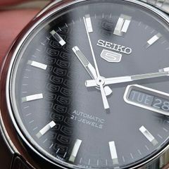 Watch Seiko 5 Automatic.