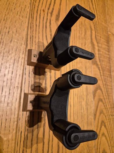 Hercules GSP38WB guitar wall holder